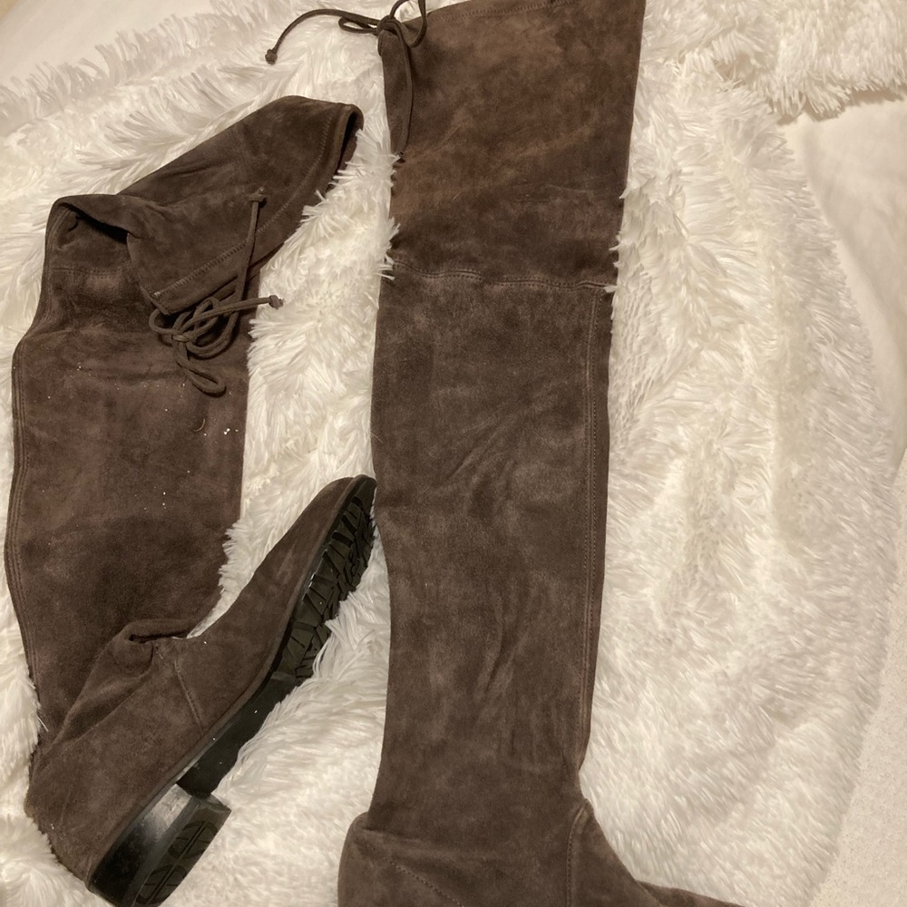 Stuart weitzman boots size 7
